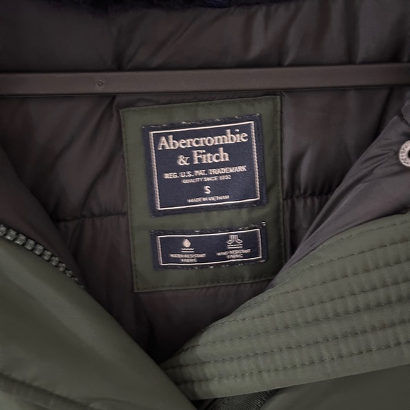 Abercrombie & Fitch parka jacket - Picture 2 of 6